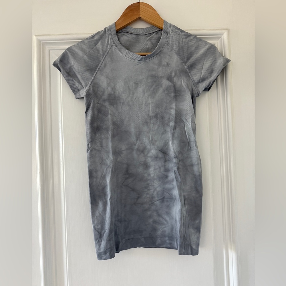 Lululemon Swiftly Tech Short-Sleeve